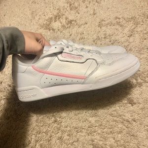 Adidas Women’s Continental 80 W - NEVER WORN
